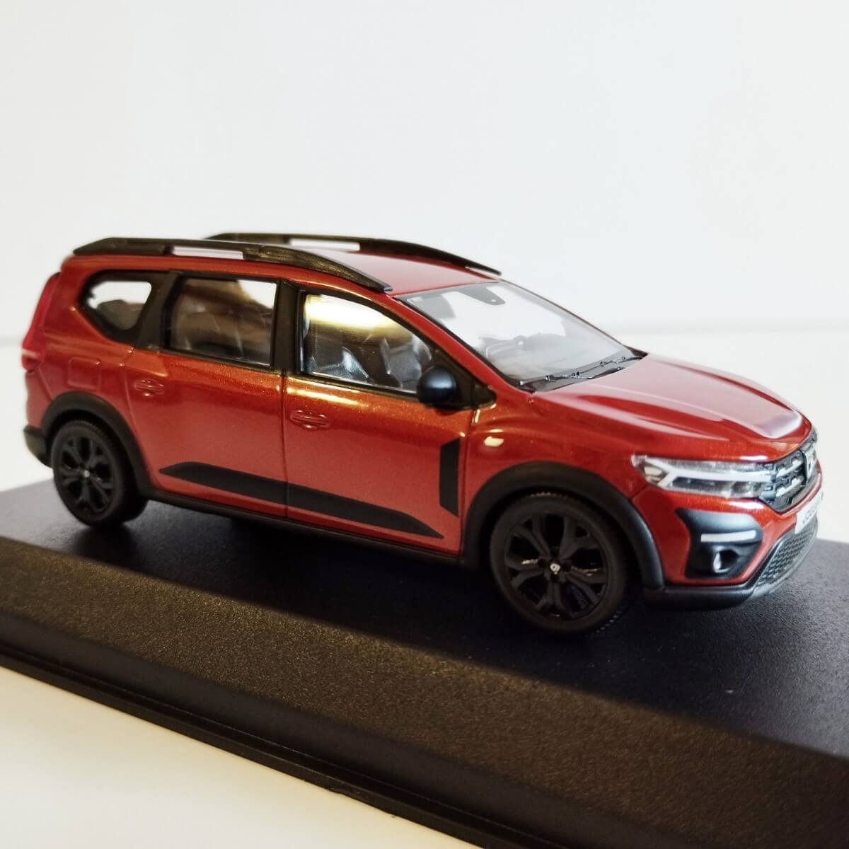 Dacia Jogger 2022 Terracota Brown 1 43 Norev Figurika