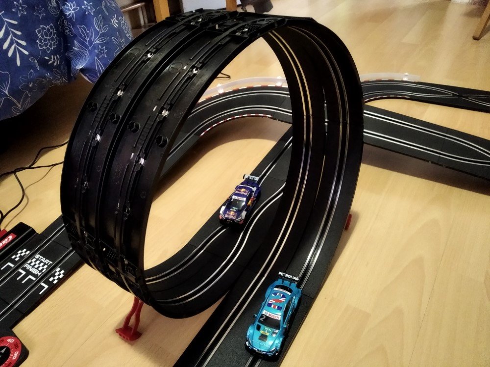 Looping característico de los circuitos Carrera Go!