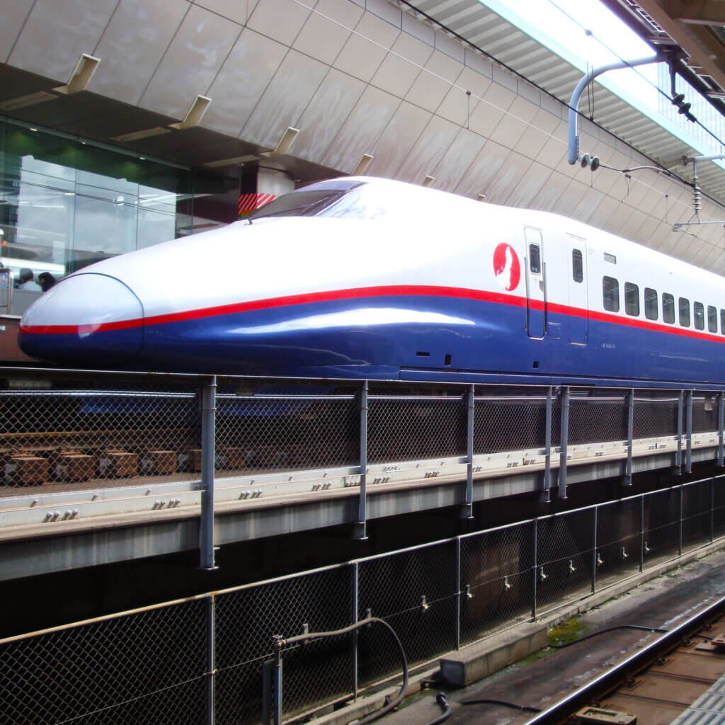 El famoso 'tren bala' Shinkansen. Seguro que lo utilizarás si vas a viajar a Japón